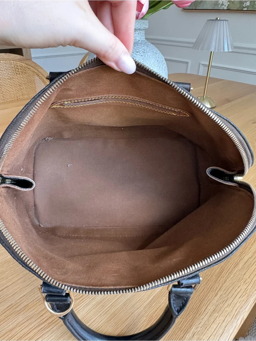 ✅AUTHENTIC✅LOUIS VUITTON ALMA PM
